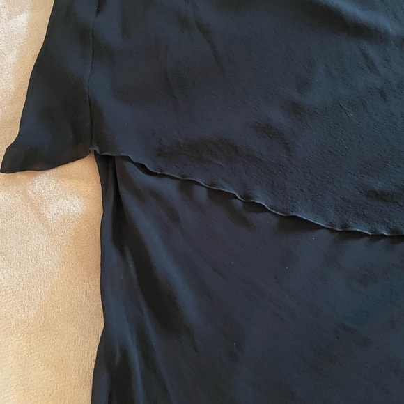 Woman’s Black 100% Silk Flowy Lined Dress Size L - Picture 4 of 9